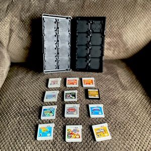 Nintendo 3DS games + Case
